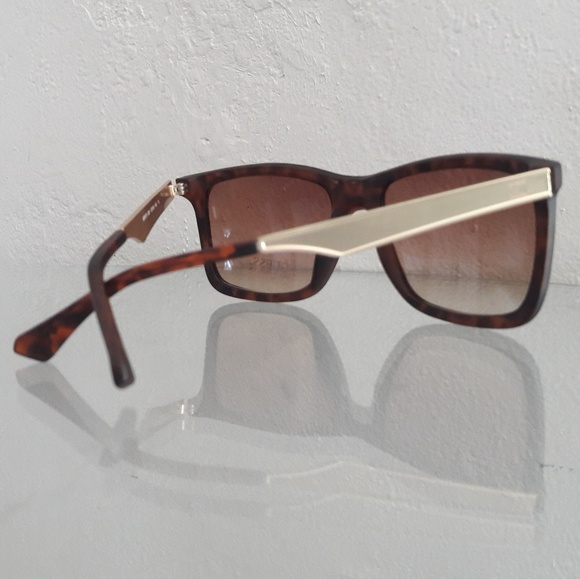 NWT GUESS TORTOISE SUNGLASSES EYEWEAR ACCESSORY - Picture 2 of 6